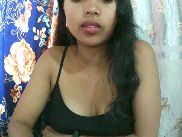Eva-011 live cam on BongaCams