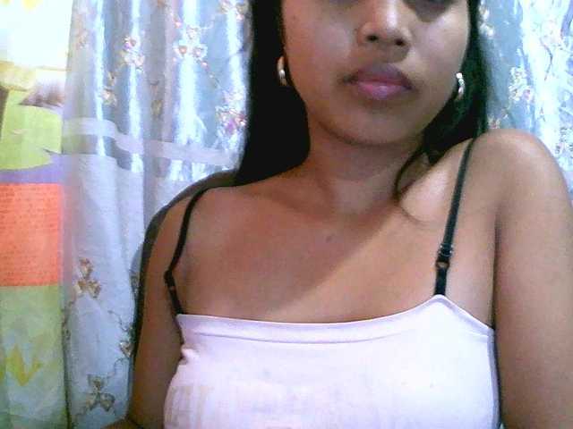 Eva-011 live cam on BongaCams