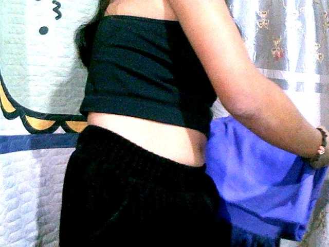 Eva-011 live cam on BongaCams