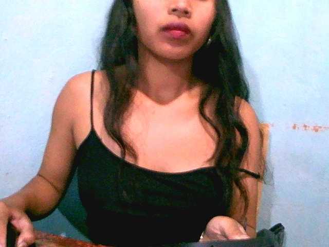 Eva-011 live cam on BongaCams