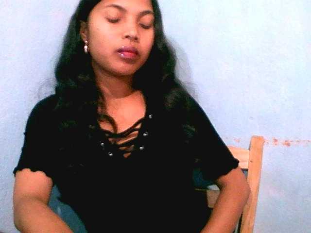 Eva-011 live cam on BongaCams
