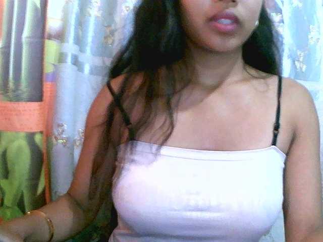 Eva-011 live cam on BongaCams