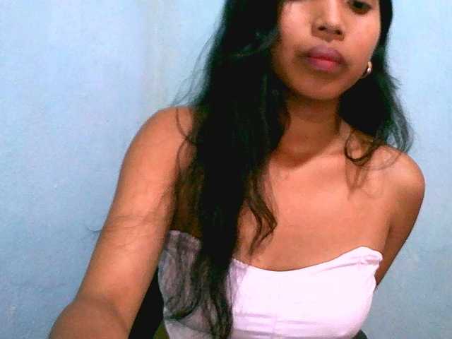 Eva-011 live cam on BongaCams