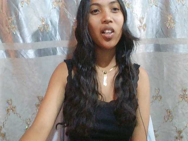 Eva-011 live cam on BongaCams