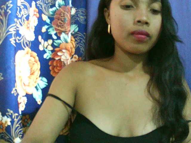 Eva-011 live cam on BongaCams