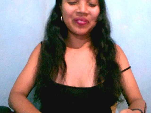 Eva-011 live cam on BongaCams