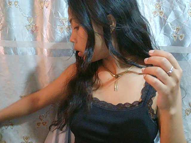 Eva-011 live cam on BongaCams