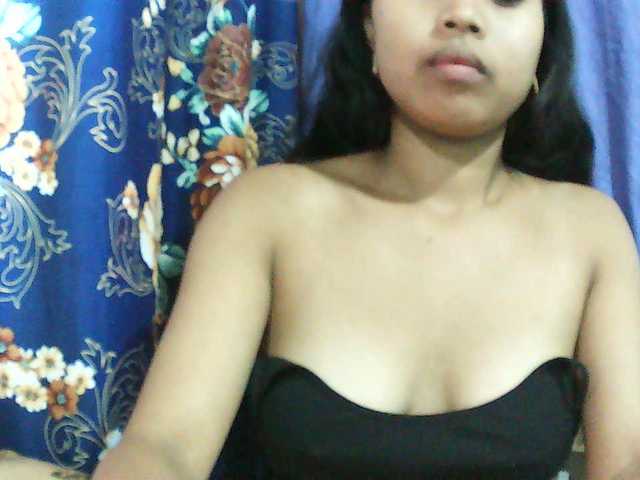 Eva-011 live cam on BongaCams