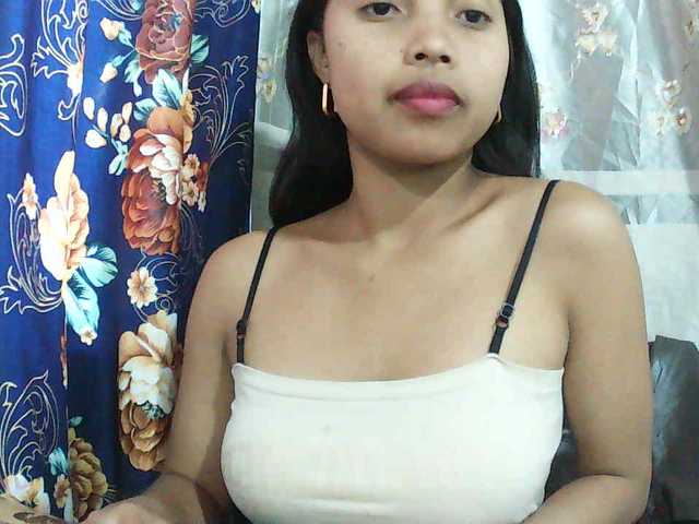 Eva-011 live cam on BongaCams