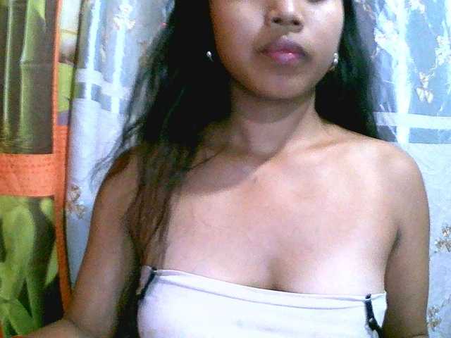 Eva-011 live cam on BongaCams