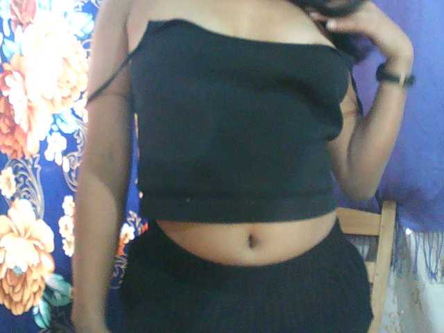 Eva-011 live cam on BongaCams