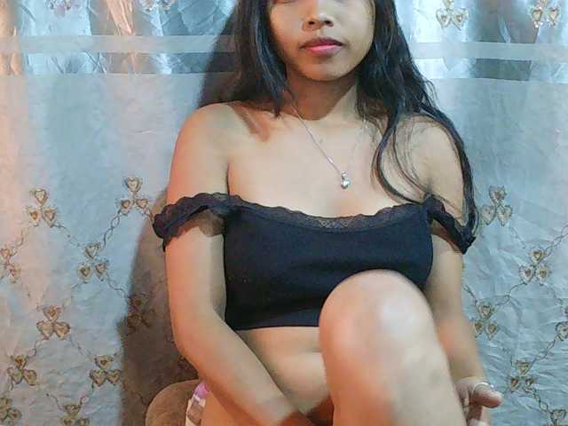 Eva-011 live cam on BongaCams