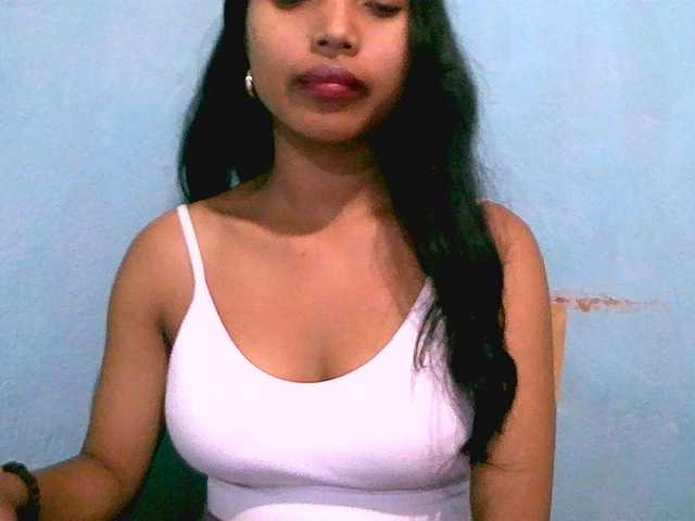 Eva-011 live cam on BongaCams