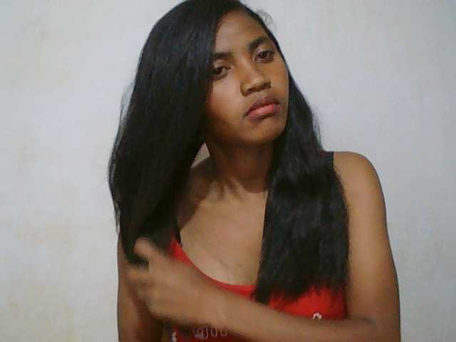 Eva-011 live cam on BongaCams