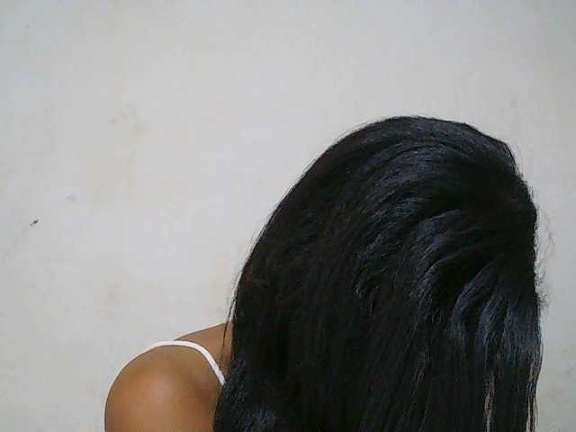 Eva-011 live cam on BongaCams