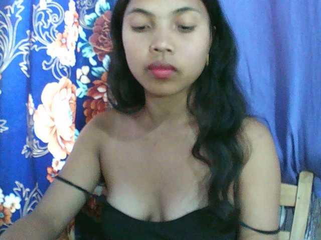 Eva-011 live cam on BongaCams