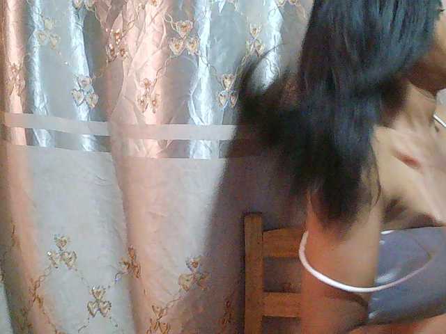 Eva-011 live cam on BongaCams