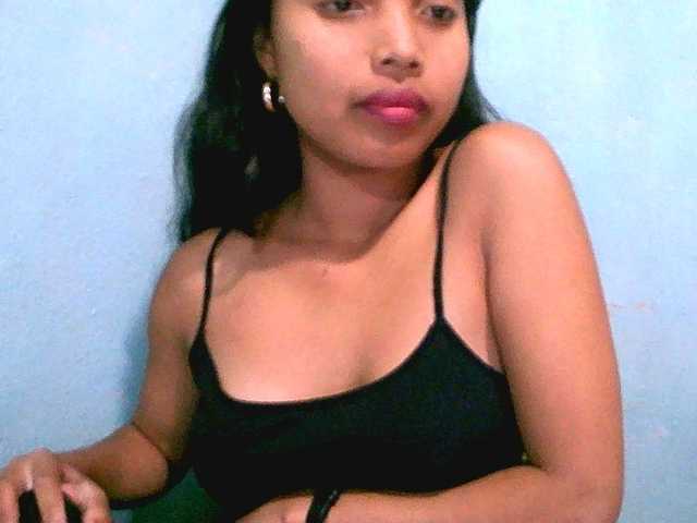 Eva-011 live cam on BongaCams