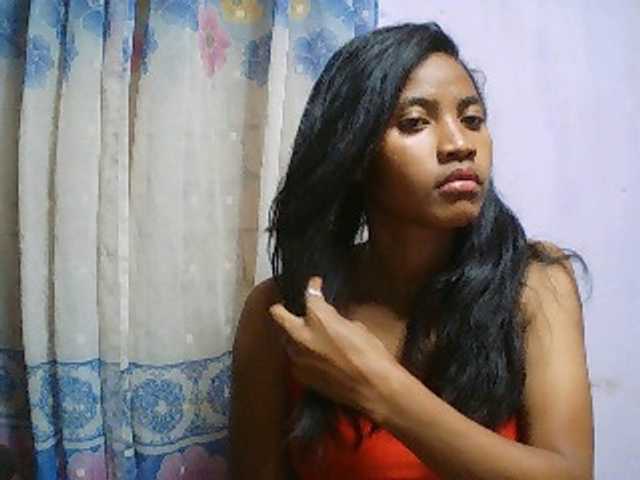 Eva-011 live cam on BongaCams