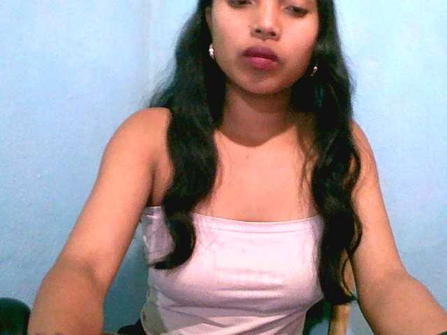 Eva-011 live cam on BongaCams