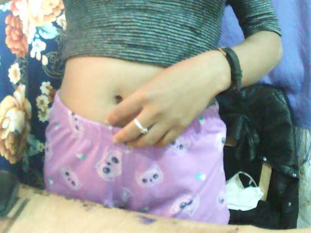 Eva-011 live cam on BongaCams