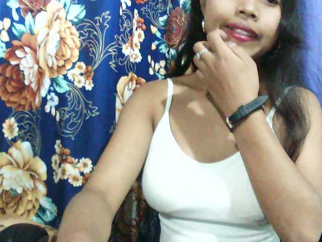 Eva-011 live cam on BongaCams