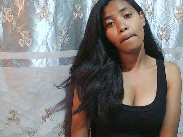 Eva-011 live cam on BongaCams