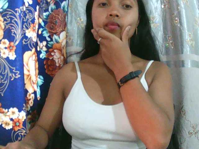 Eva-011 live cam on BongaCams