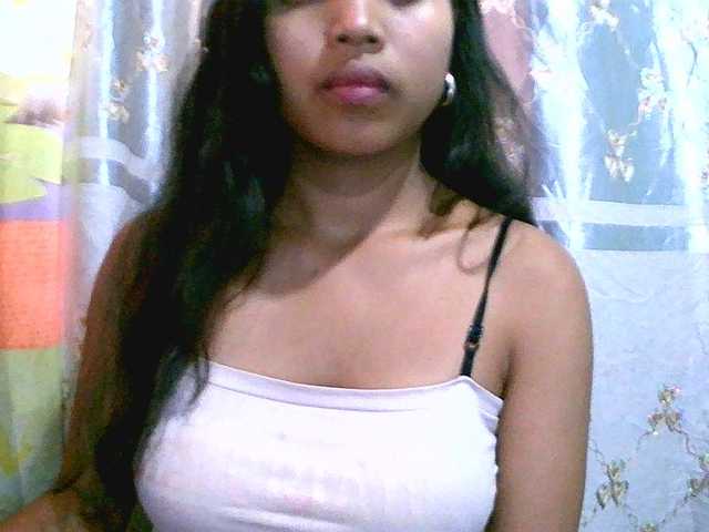 Eva-011 live cam on BongaCams