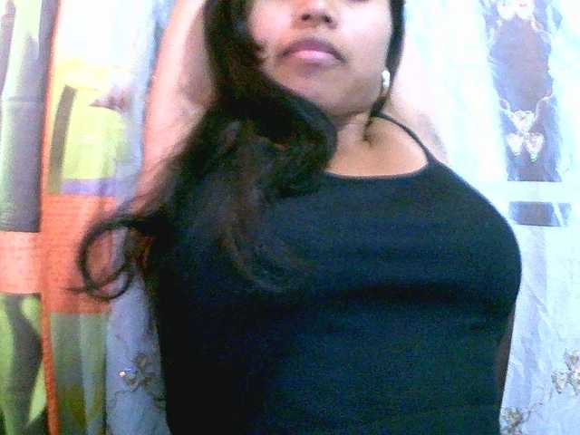 Eva-011 live cam on BongaCams