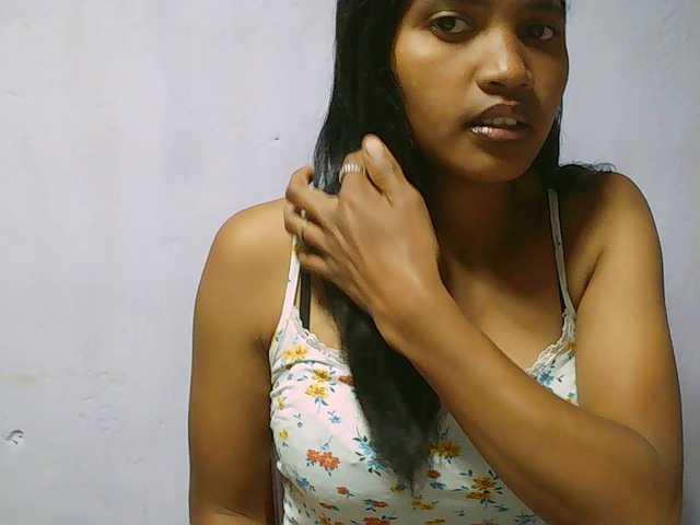 Eva-011 live cam on BongaCams