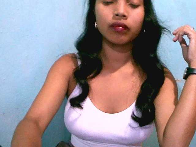 Eva-011 live cam on BongaCams