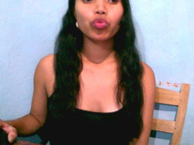Eva-011 live cam on BongaCams