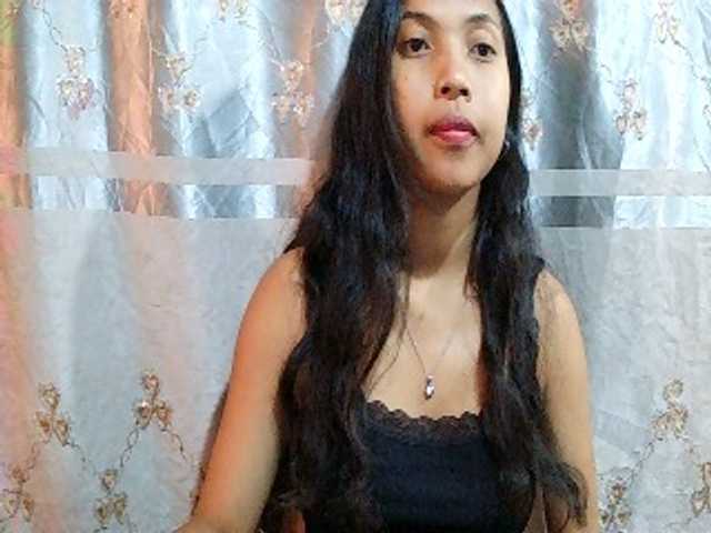 Eva-011 live cam on BongaCams