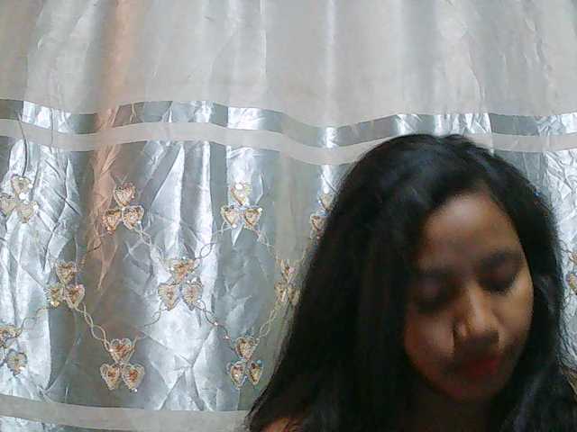 Eva-011 live cam on BongaCams