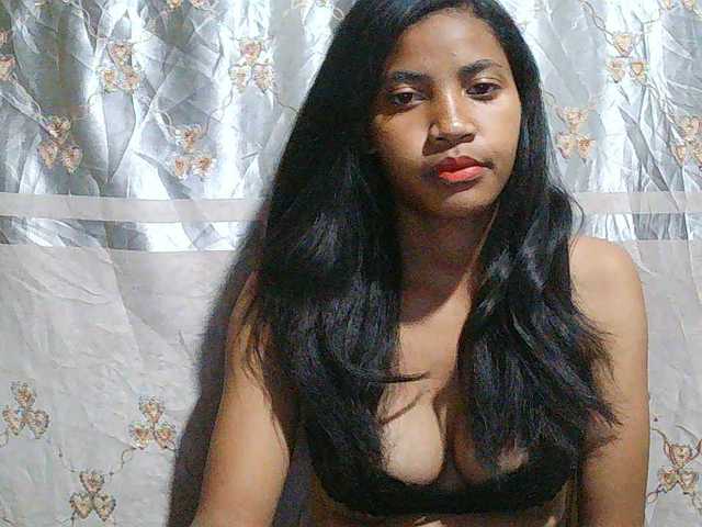 Eva-011 live cam on BongaCams
