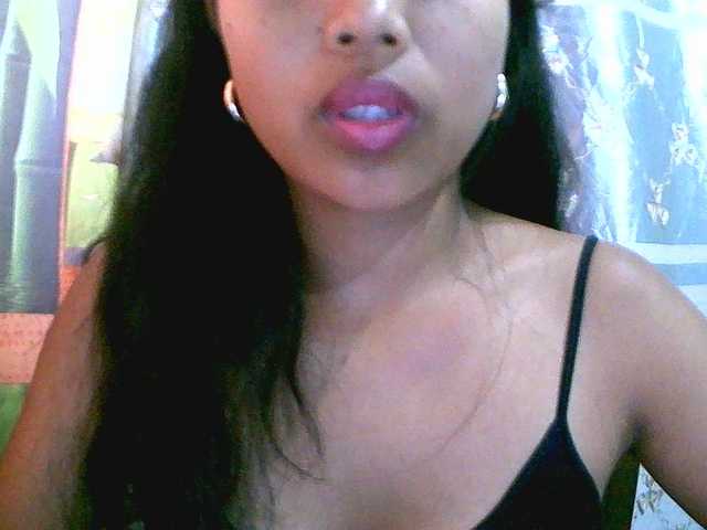Eva-011 live cam on BongaCams
