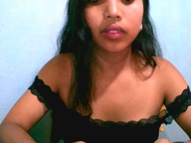 Eva-011 live cam on BongaCams