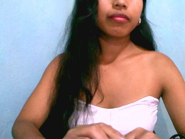 Eva-011 live cam on BongaCams