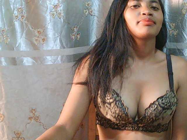 Eva-011 live cam on BongaCams