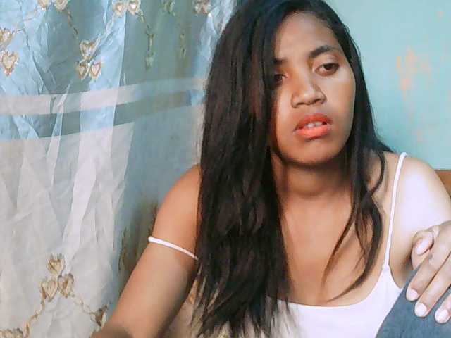 Eva-011 live cam on BongaCams
