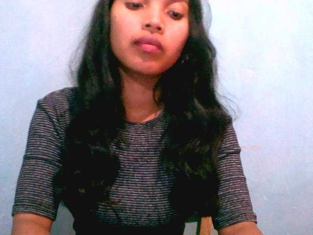 Eva-011 live cam on BongaCams
