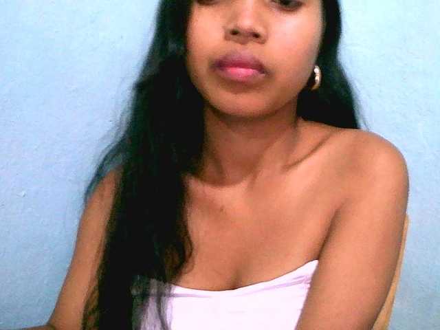 Eva-011 live cam on BongaCams