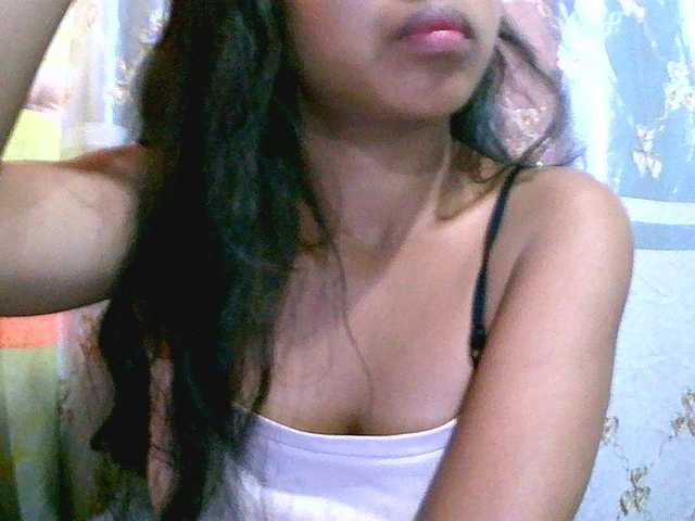 Eva-011 live cam on BongaCams