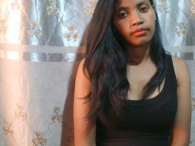 Eva-011 live cam on BongaCams