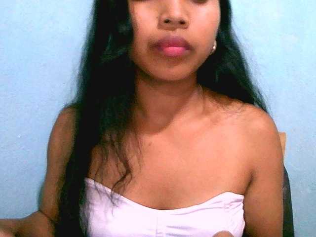 Eva-011 live cam on BongaCams