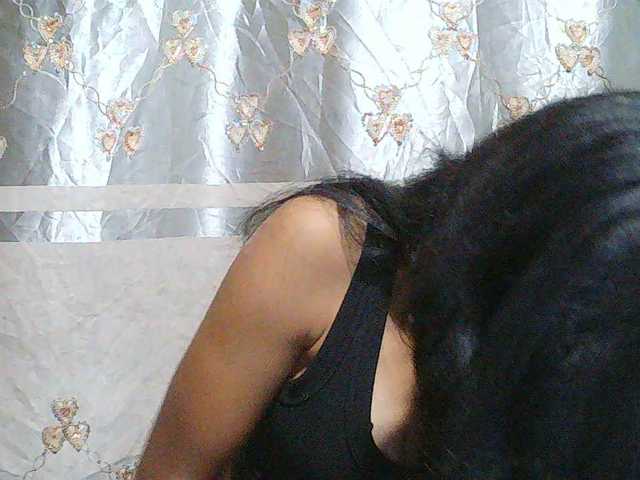 Eva-011 live cam on BongaCams