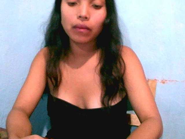 Eva-011 live cam on BongaCams