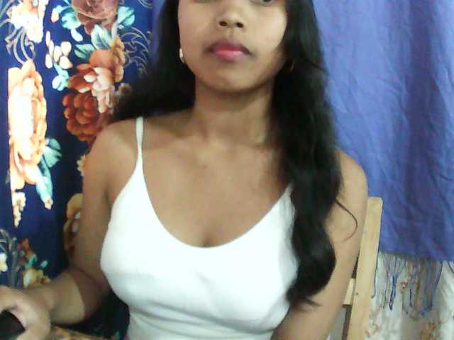 Eva-011 live cam on BongaCams
