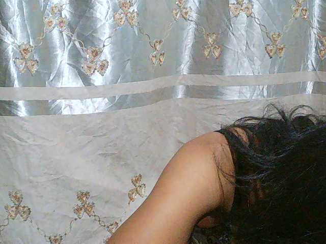 Eva-011 live cam on BongaCams